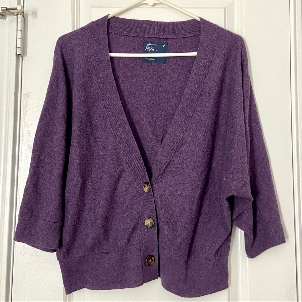 American Eagle - Three quarter Dolman Sleeve V neck button down Cardigan